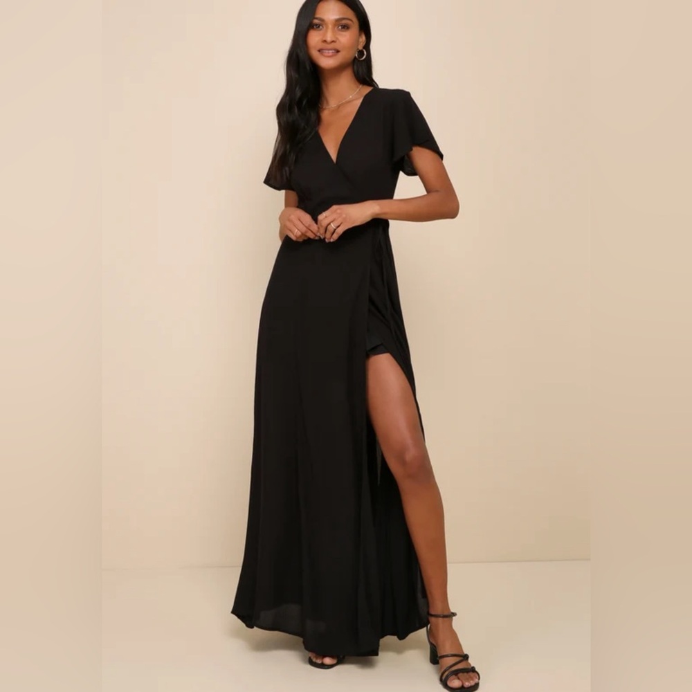 NWT Heart of Marigold Black Wrap Maxi Dress
